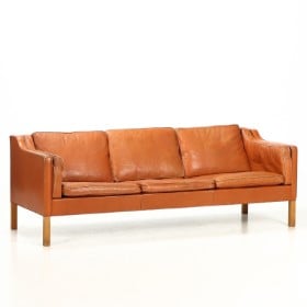 Børge Mogensen . Tre pers. sofa model 2213 i cognacfarvet læder