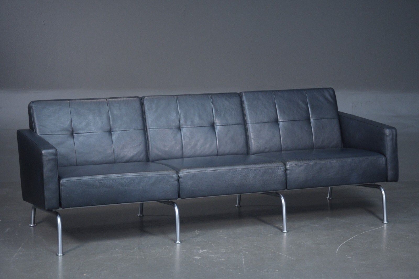Johannes Foersom & Peter HjortLorenzen, Erik Jørgensen, 3pers. sofa