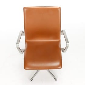 Arne Jacobsen. 'Oxford' armstol