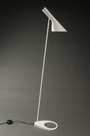 Arne Jacobsen for Louis Poulsen. AJ gulvlampe