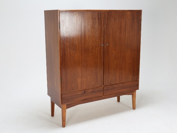 Cabinetmaker Povl Christiansen: Tableware cabinet made of Cuban mahogany from 1957.