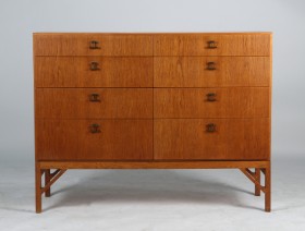 Børge Mogensen. Oak chest of drawers, no. 234