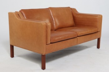 Børge Mogensen. Two-person sofa model 2212 cognac-coloured