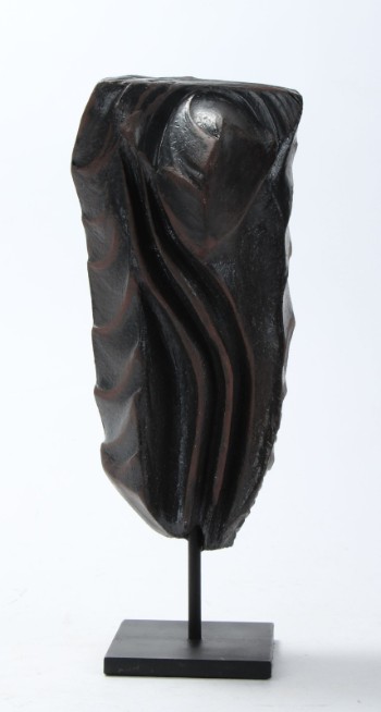 Anna Marie Junker. Skulptur i stentøj, H. 36 cm