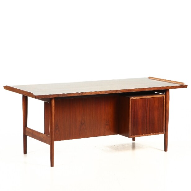 Arne Vodder: Freestanding desk in rosewood