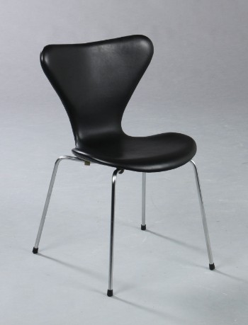 Arne Jacobsens 7´er stol model 3107