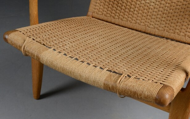 Hans J. Wegner. Par stole model CH25 af egetræ (2) 