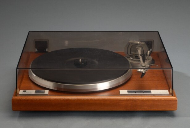 Dual pladespiller, model CS-5000