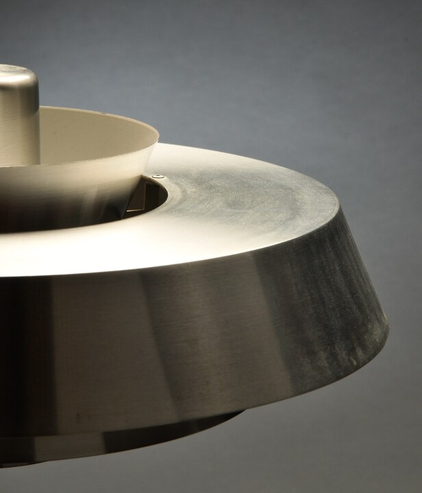 Jo Hammerborg for Fog & Mørup, Nova pendel, aluminium
