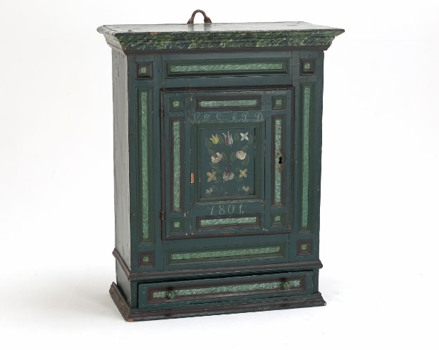 Painted hanging cabinet - 19th century