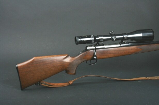 Carl Gustav jagtriffel model 3000 monteret med Swarovski kikkert.