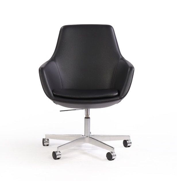Arne Jacobsen. Kontorstol i sort læder, model 3211 'Lille Giraf'