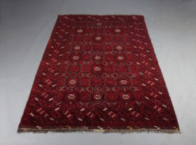 Real carpet. Oriental rug, wool on wool 280 x 193 cm