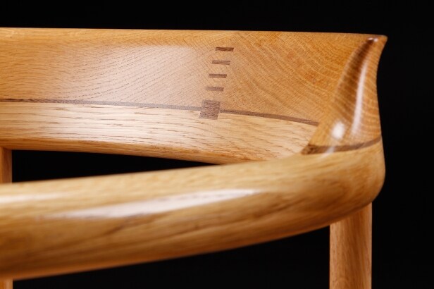 Hans J. Wegner. Stole af eg, model PP-62. (2)