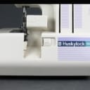 Husqvarna. Model Huskylock 460D