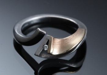 N. E. From. Ring i sølv m/ diamant
