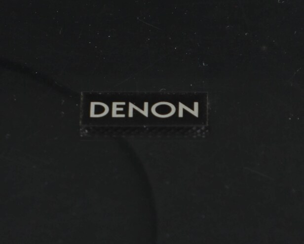 Denon. Pladespiller, model DP-57L