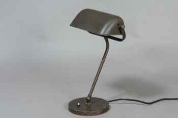 Bordlampe, lakeret metal, 1900-tallets midte