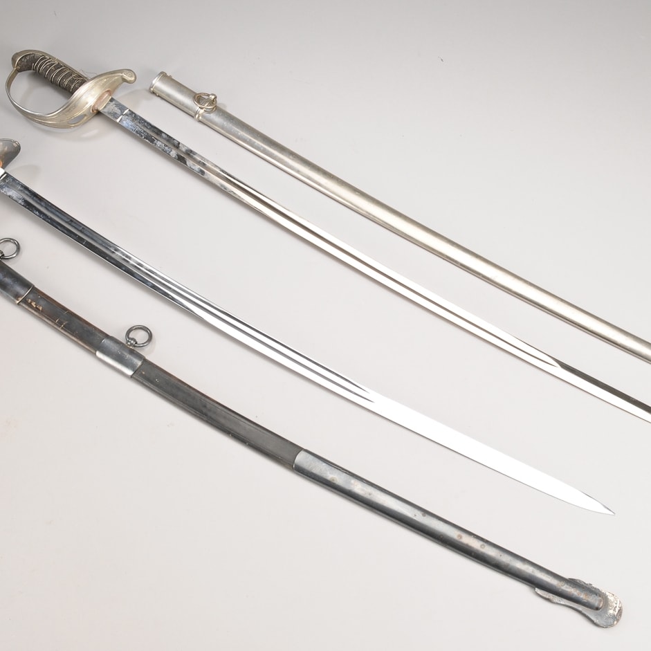 Danske sabler Model 1950 samt Dansk sabel fra Seifert & Nørgaard (2 ...