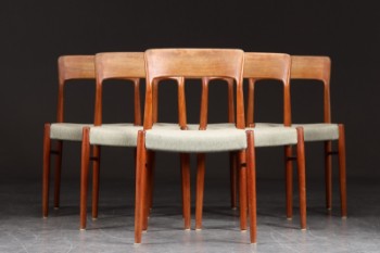 Henry Kjærnulf for Korup Stolefabrik. Sæt på seks stole af teakræ, 1960erne (6)