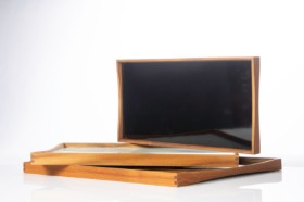 Finn Juhl. Vendebakker af teak og laminat - 'Turning Tray' (3)