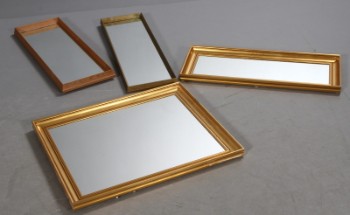 4 forskellige spejle m. fyrretræ samt guldrammer (4)