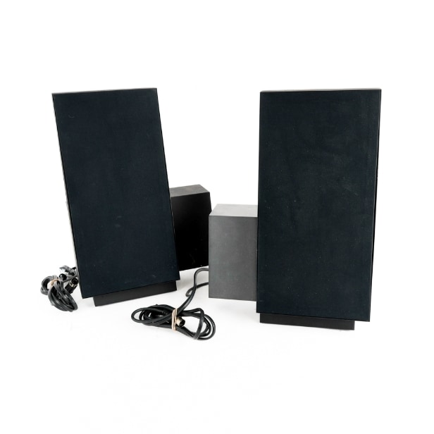 Beosound 3200 and a pair of Beolab 2500 speakers and remote control (4 ...