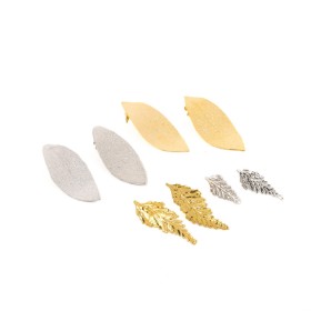 Pure Leaf. Four pairs of earrings plated with 18 kt. gold and white gold (8)