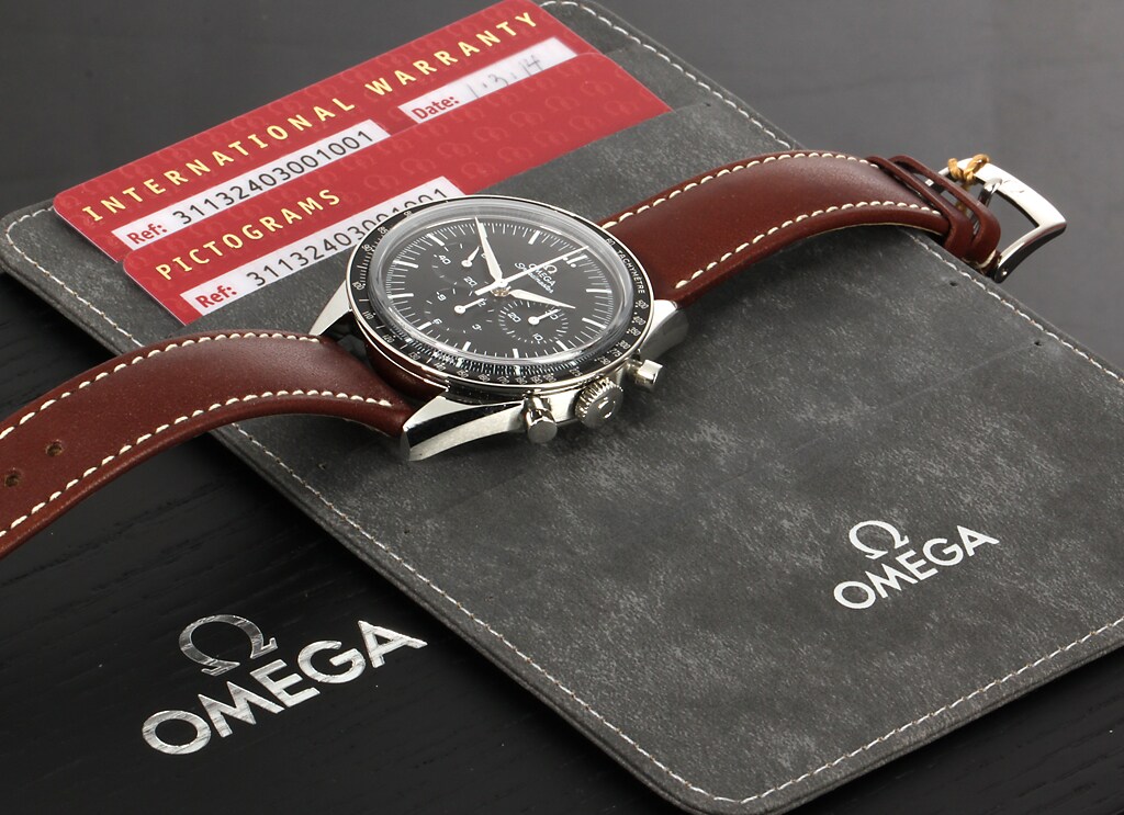 omega moonshine speedmaster
