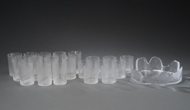 Bengt Edenfalk for Skruf. Samling 'Drivved' glas. (21)