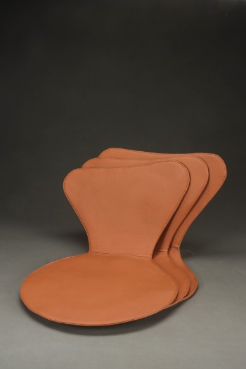 Læderovertræk til Arne Jacobsens 7´er stole, cognac (model 3107) (3)