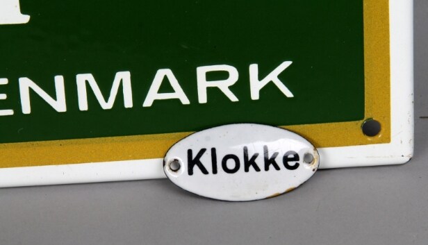 Carlsberg. Emaljeskilt mm.
