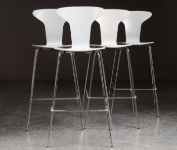 Arne Jacobsen/Howe. Munkegaards barstole, model Myggen (4)