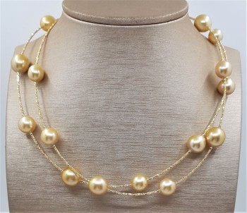 South sea pearl necklace in 18kt gold