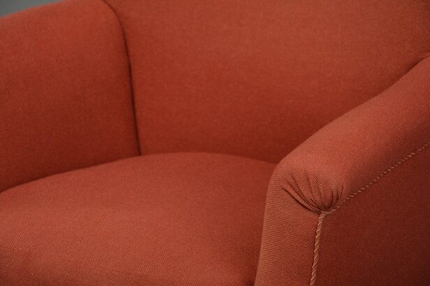 To lænestole, grøn velour / rosa uldstof, 1950'erne (2)