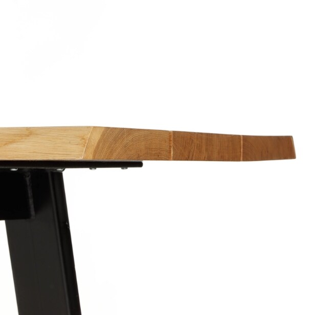 plankebord af egetræ.