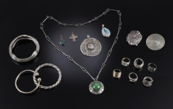 Grethe Phillipsen, David-Andersen, Museumskopi m.fl.En samling arkæosmykker m.m. af sølv og sterlingsølv (16)