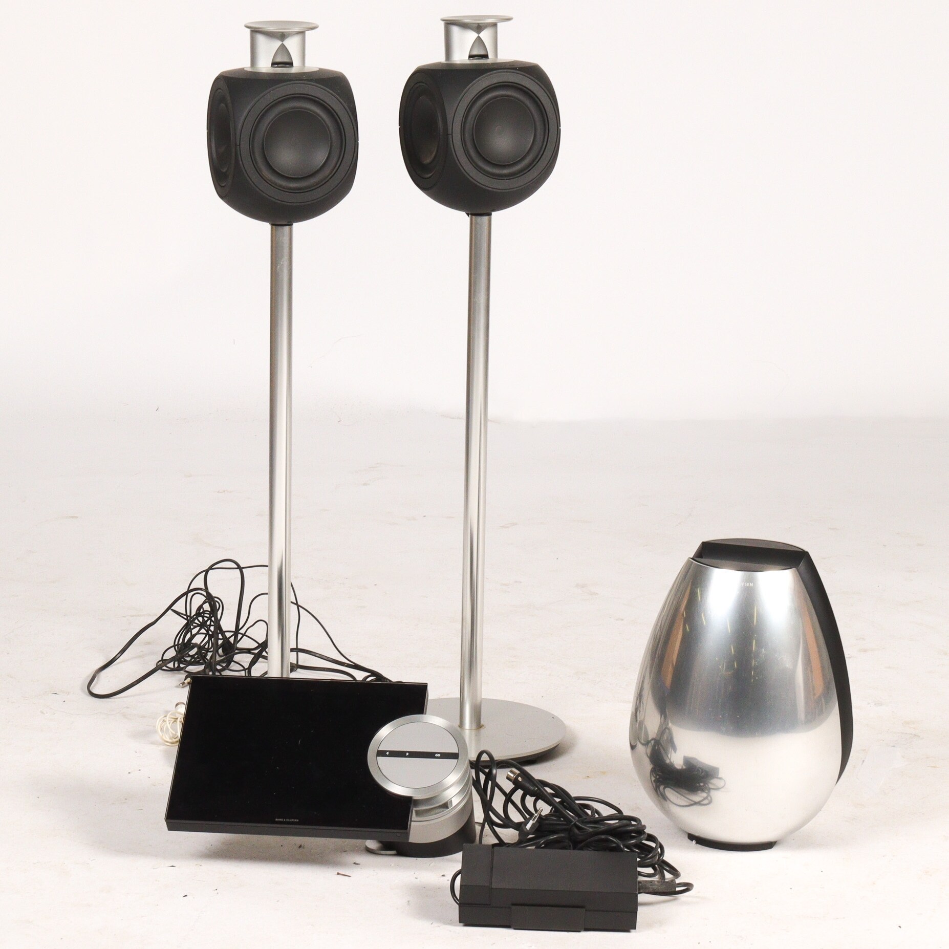 Bang & Olufsen, BeoSound 5, Beolab 11 samt Beolab 3 højttalere ...