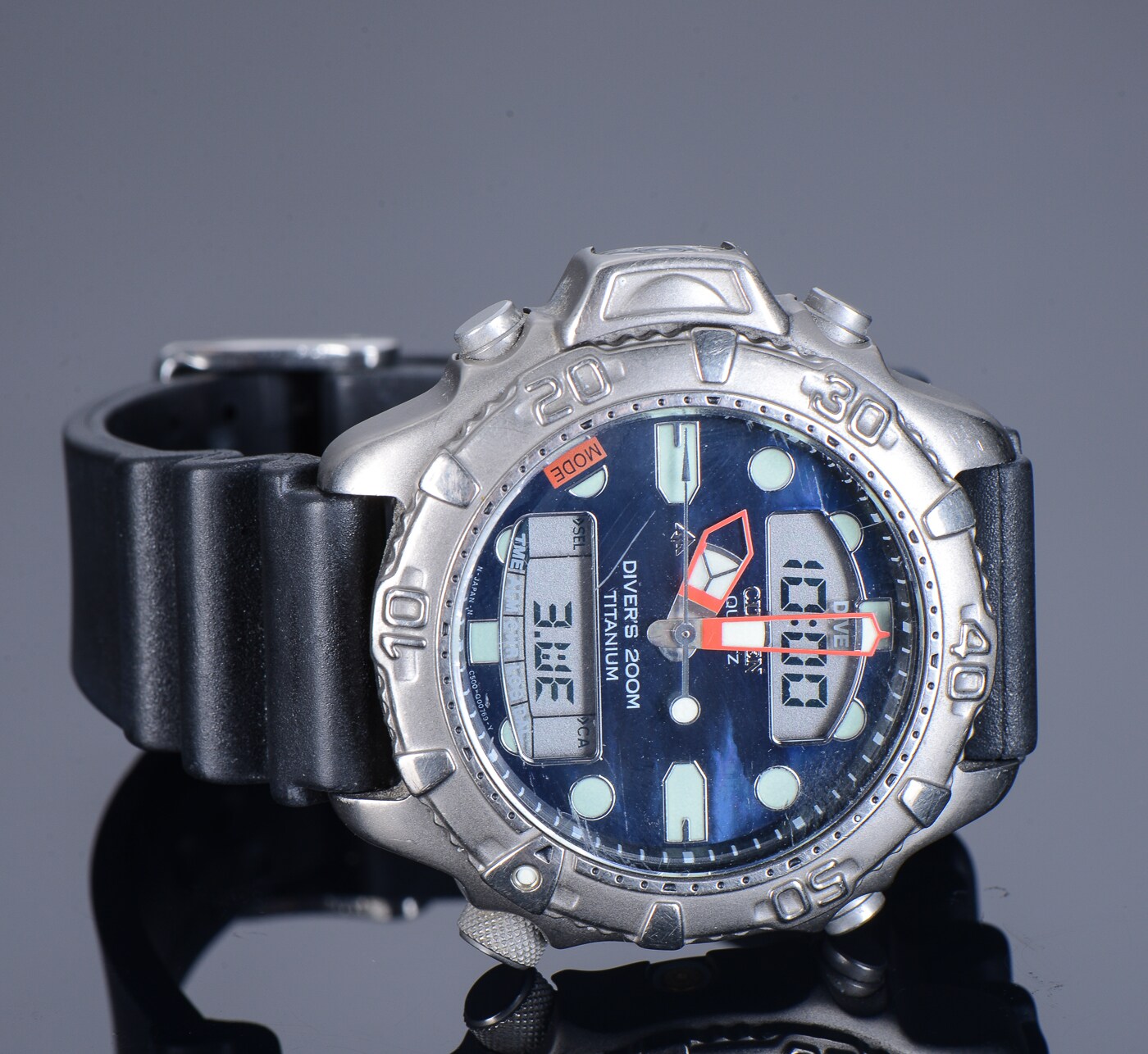citizen diver's 200m titanium