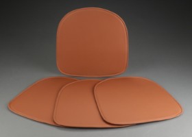 Cushion set for Eames - chairs, cognac (4)