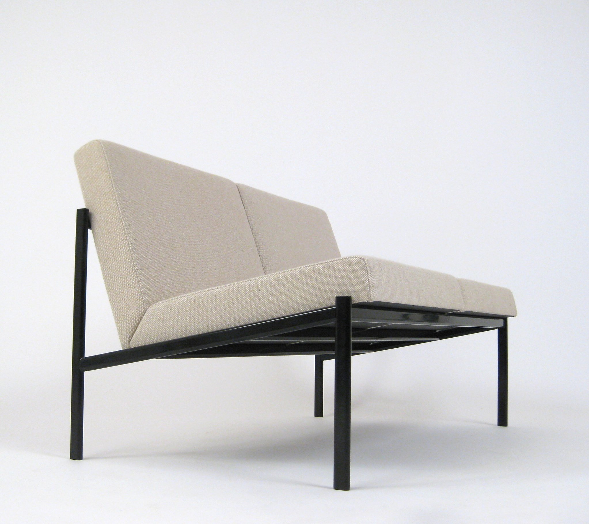 Ilmari Tapiovaara, sofa, model Kiki designed for Artek 