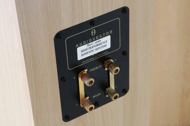 Audiovector. Par højttalere, the C-series  (2)