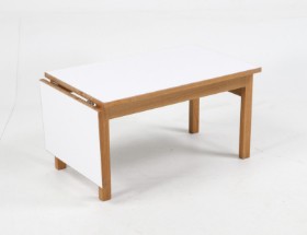 Hans J. Wegner for Getama. Coffee table, oak