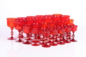 Glass setting, ruby ??red mouth-blown glass (29)