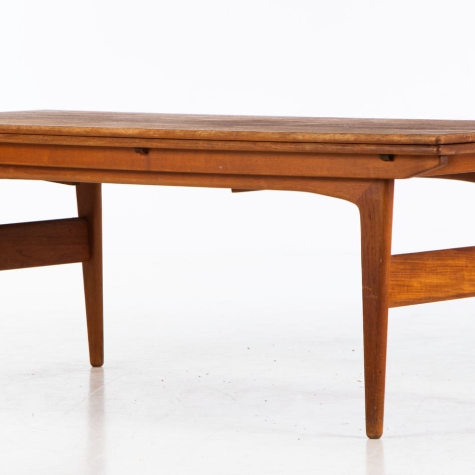 Elevation table / 'Copenhagen table' made of teak, 1950-60s | Lauritz.com