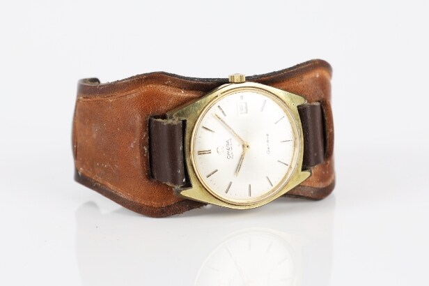 Automatic Omega Genève men's watch in gold-plated steel