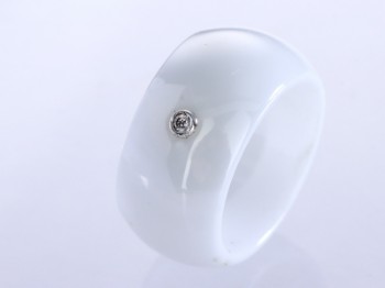 Keramisk ring med brillant, hvid, 0.02 ct.
