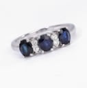 Triple sapphire and diamond ring in 18 kt. white gold, total approx. 1.50 ct.