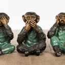Skulpturer/figurer, de 3 vise aber, 'Ikke høre, ikke se, ikke tale'-aberne, bronze (3)