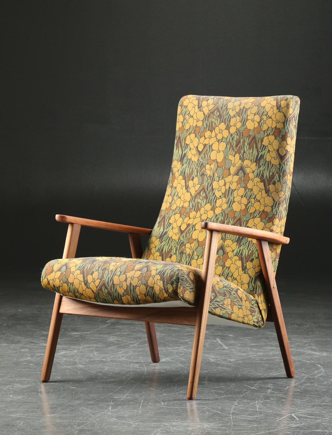 Lænestol af teaktræ, Dansk design 1950'erne | Lauritz.com